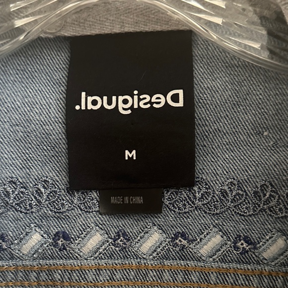 NWOT Sold out Desigual Denim Jacket with removable Gray Hood - Picture 11 of 16